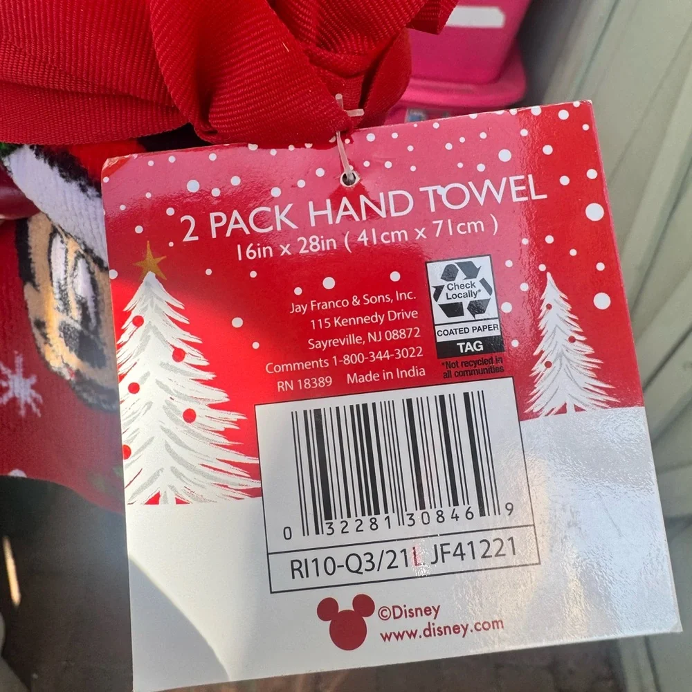 Disney Red and White Holiday Hand Towels